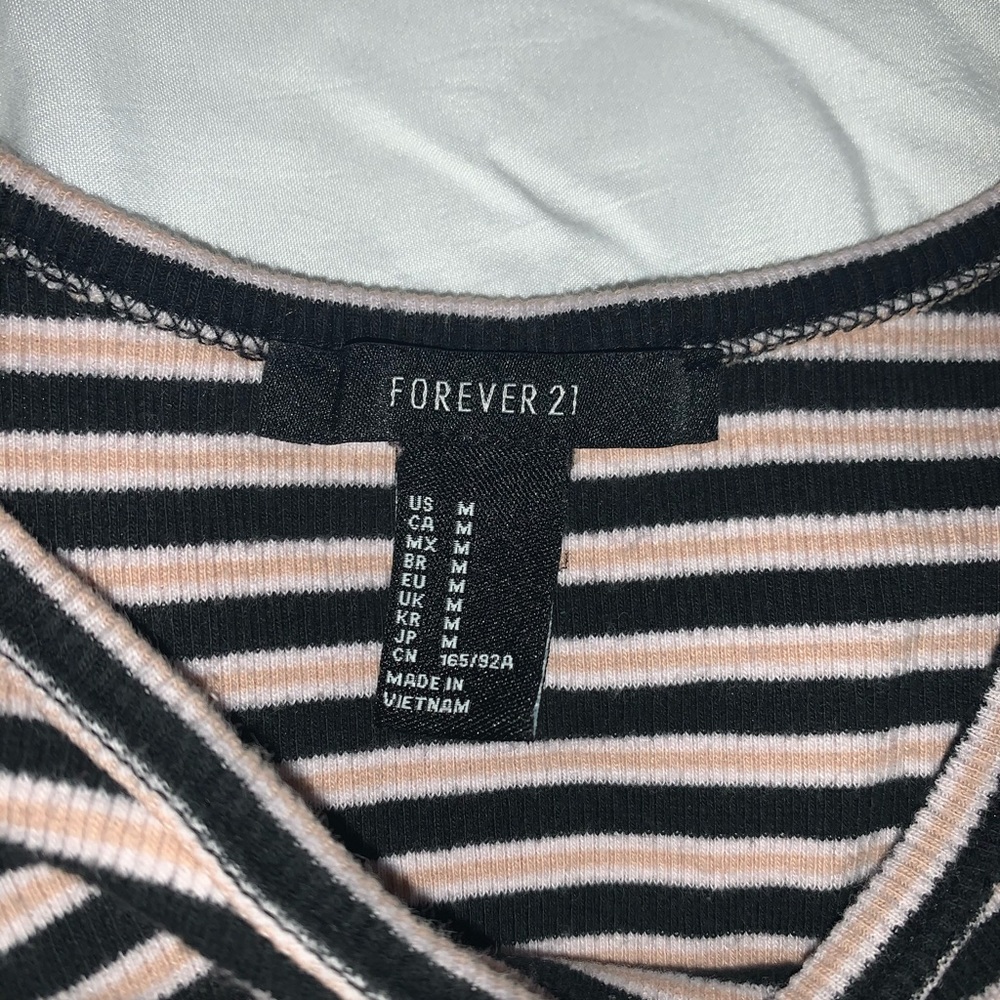 Striped Cropped Long Sleeve - Picture 2 of 3